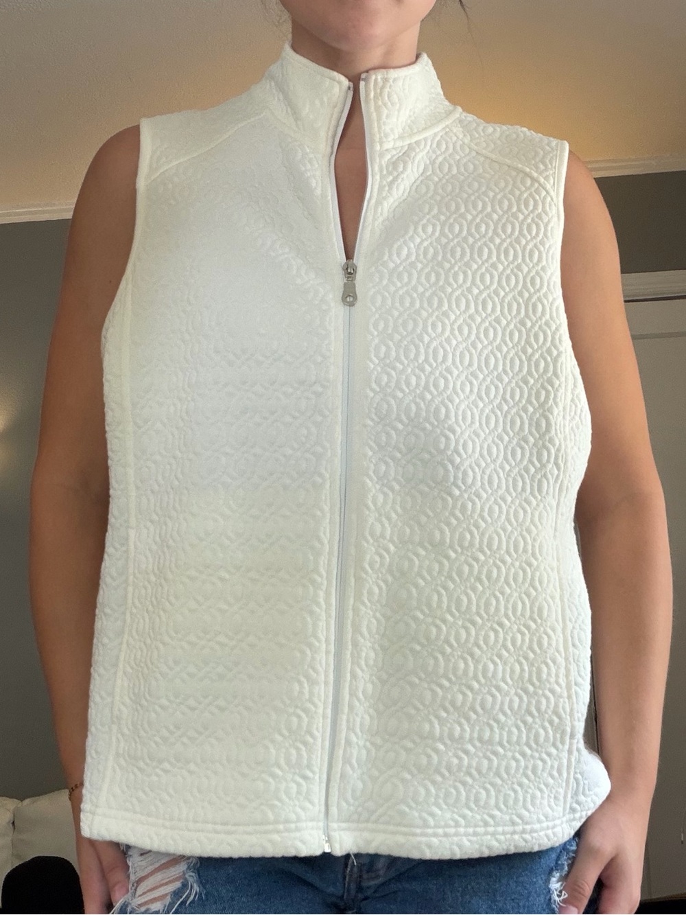 Croft & Barrow White/Cream Quilted Sleeveless Vest